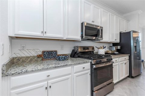 Condo in Lakewood Ranch, Florida, 3 bedrooms in LAKEWOOD NATIONAL  № 1751721 - photo 17