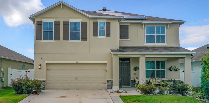 Villa ou maison à Kissimmee, Floride 5 chambres, 248.42 m2 № 1438969