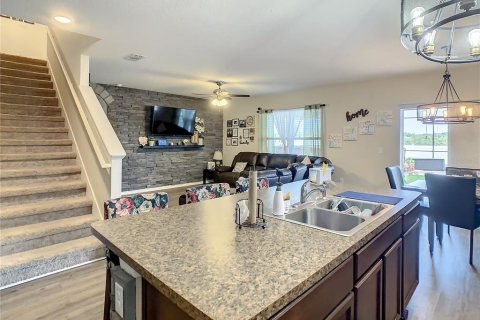 Villa ou maison à vendre à Kissimmee, Floride: 5 chambres, 248.42 m2 № 1438969 - photo 11