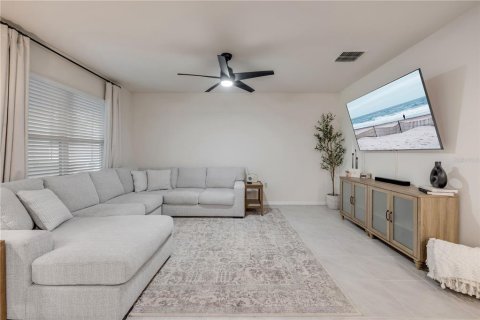 Villa ou maison à vendre à New Smyrna Beach, Floride: 3 chambres, 157 m2 № 2273116 - photo 5