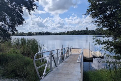 House in Largo, Florida 3 bedrooms, 98.1 sq.m. № 1782176 - photo 29