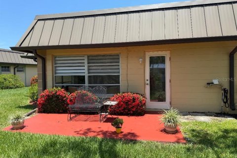 Condominio en venta en New Port Richey, Florida, 2 dormitorios, 97.55 m2 № 2149884 - foto 3