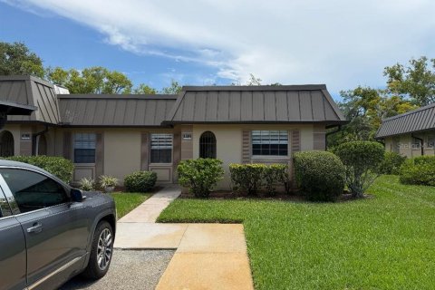 Condo à New Port Richey, Floride, 2 chambres  № 2149884