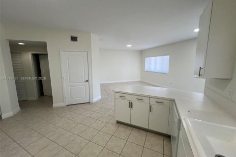 Купить кондоминиум в Дорал, Флорида 3 спальни, 231.33м2, № 2015727 - фото 20