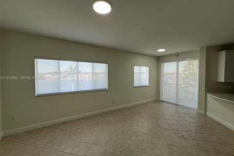 Купить кондоминиум в Дорал, Флорида 3 спальни, 231.33м2, № 2015727 - фото 8