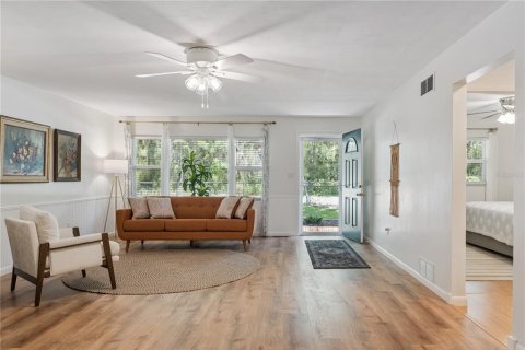Villa ou maison à vendre à Umatilla, Floride: 3 chambres, 147.25 m2 № 2149596 - photo 5
