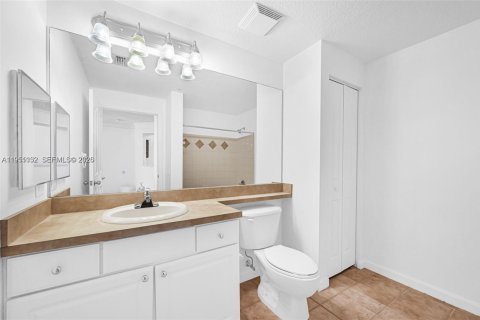 Снять в аренду кондоминиум в Палм-Бич-Гарденс, Флорида 2 спальни, 112.69м2, № 2009411 - фото 9