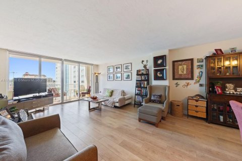 Condo in Bay Harbor Islands, Florida, 1 bedroom  № 1863185 - photo 5