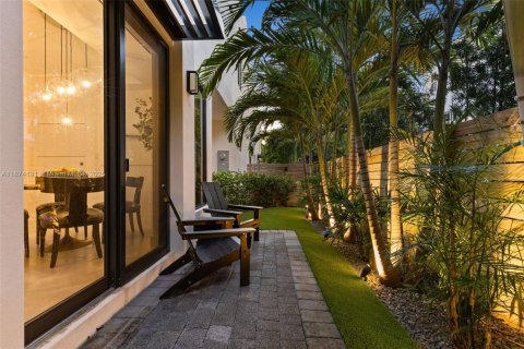 Touwnhouse à vendre à Wilton Manors, Floride: 3 chambres, 146.69 m2 № 2018788 - photo 22