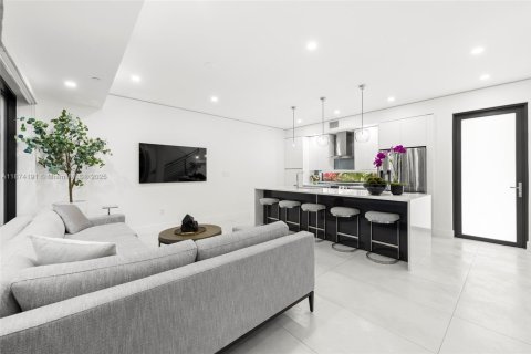 Touwnhouse à vendre à Wilton Manors, Floride: 3 chambres, 146.69 m2 № 2018788 - photo 12