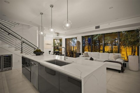 Touwnhouse à vendre à Wilton Manors, Floride: 3 chambres, 146.69 m2 № 2018788 - photo 7