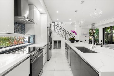 Touwnhouse à vendre à Wilton Manors, Floride: 3 chambres, 146.69 m2 № 2018788 - photo 15