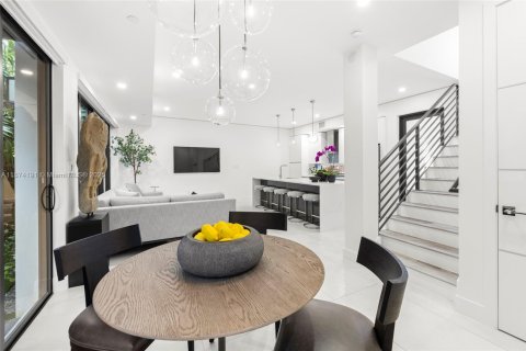 Touwnhouse à vendre à Wilton Manors, Floride: 3 chambres, 146.69 m2 № 2018788 - photo 13