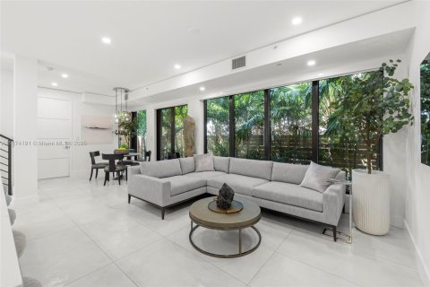 Touwnhouse à vendre à Wilton Manors, Floride: 3 chambres, 146.69 m2 № 2018788 - photo 10