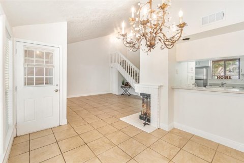 Townhouse in Winter Park, Florida 2 bedrooms, 104.05 sq.m. № 1919187 - photo 10