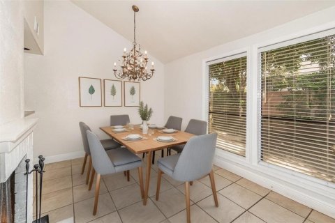 Townhouse in Winter Park, Florida 2 bedrooms, 104.05 sq.m. № 1919187 - photo 6