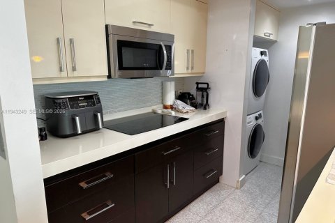 Condo à Miami, Floride, 1 chambre  № 1999643