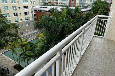 Copropriété à louer à Miami, Floride: 1 chambre, 73.58 m2 № 1999643 - photo 3