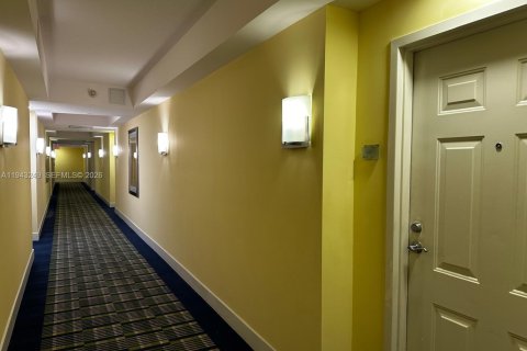 Copropriété à louer à Miami, Floride: 1 chambre, 73.58 m2 № 1999643 - photo 18