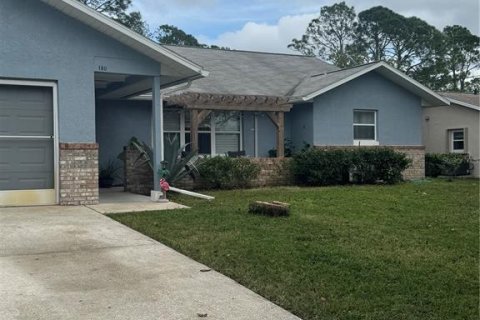 Villa ou maison à vendre à Palm Coast, Floride: 4 chambres, 172.24 m2 № 2289750 - photo 2