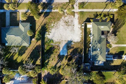 House in Clearwater, Florida 5 bedrooms, 400.59 sq.m. № 2324249 - photo 21