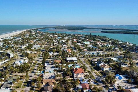 House in Clearwater, Florida 5 bedrooms, 400.59 sq.m. № 2324249 - photo 22