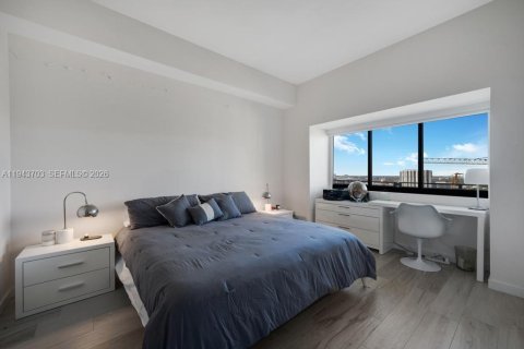 Снять в аренду кондоминиум в Майами, Флорида 2 спальни, 110.18м2, № 2000565 - фото 12