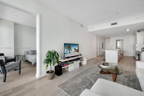 Снять в аренду кондоминиум в Майами, Флорида 2 спальни, 110.18м2, № 2000565 - фото 6