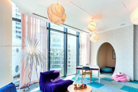 Снять в аренду кондоминиум в Майами, Флорида 2 спальни, 110.18м2, № 2000565 - фото 28