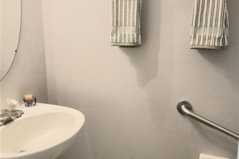 Touwnhouse à vendre à Clearwater, Floride: 2 chambres, 117.89 m2 № 2347084 - photo 13