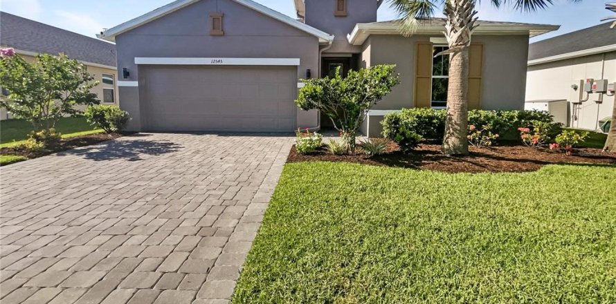 Casa en Parrish, Florida 4 dormitorios, 178 m2 № 1257536