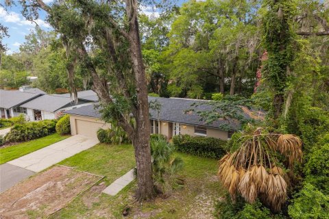 Villa ou maison à vendre à Gainesville, Floride: 4 chambres, 179.86 m2 № 2334273 - photo 2