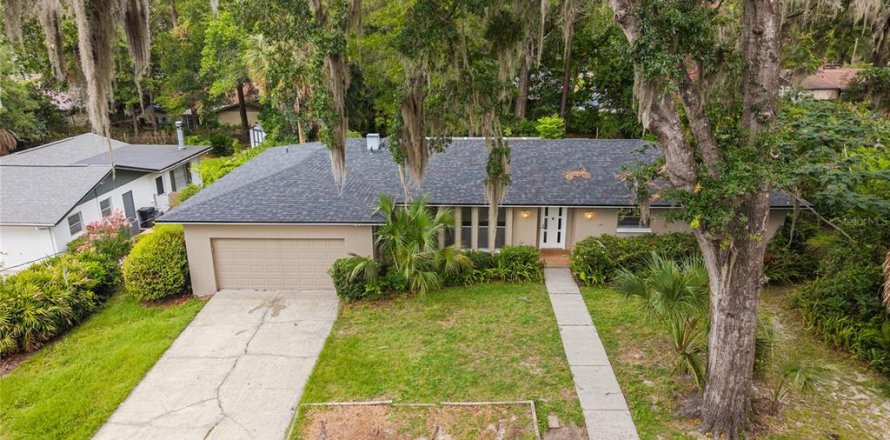 Villa ou maison à Gainesville, Floride 4 chambres, 179.86 m2 № 2334273