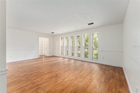 Villa ou maison à vendre à Gainesville, Floride: 4 chambres, 179.86 m2 № 2334273 - photo 10