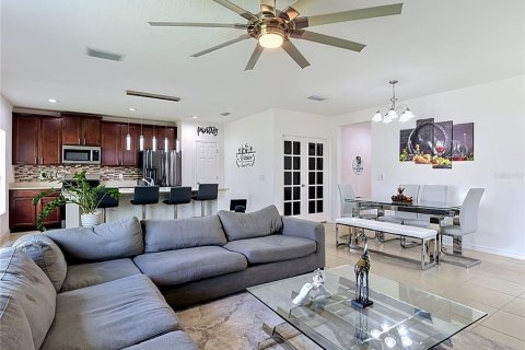 Villa ou maison à vendre à Davenport, Floride: 4 chambres, 225.75 m2 № 2147695 - photo 10