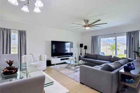 Villa ou maison à vendre à Davenport, Floride: 4 chambres, 225.75 m2 № 2147695 - photo 14