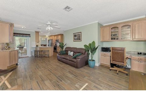 House in Port Charlotte, Florida 3 bedrooms, 174.28 sq.m. № 1853711 - photo 30