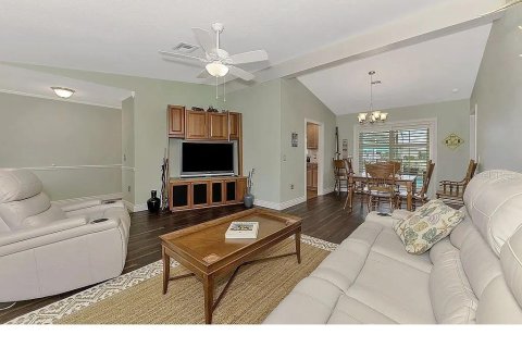 House in Port Charlotte, Florida 3 bedrooms, 174.28 sq.m. № 1853711 - photo 16