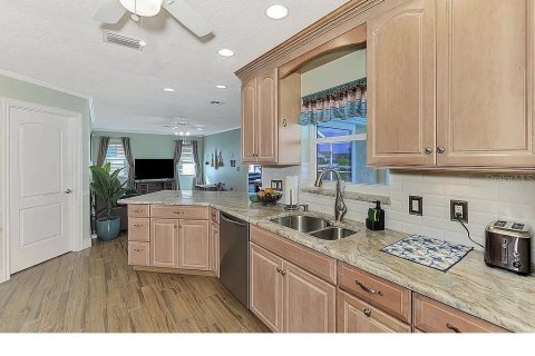 House in Port Charlotte, Florida 3 bedrooms, 174.28 sq.m. № 1853711 - photo 20