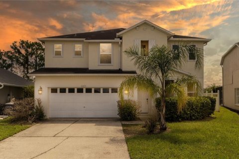House in Kissimmee, Florida 5 bedrooms, 277.31 sq.m. № 2368762