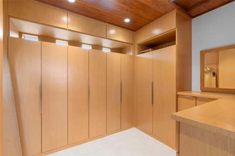 Купить виллу или дом в Нью-Смирна-Бич, Флорида 4 комнаты, 276.48м2, № 1906235 - фото 26