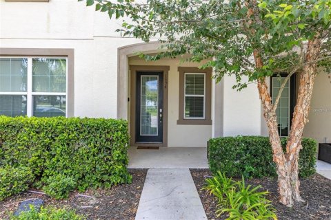 Touwnhouse à vendre à Kissimmee, Floride: 3 chambres, 182.27 m2 № 2128704 - photo 2