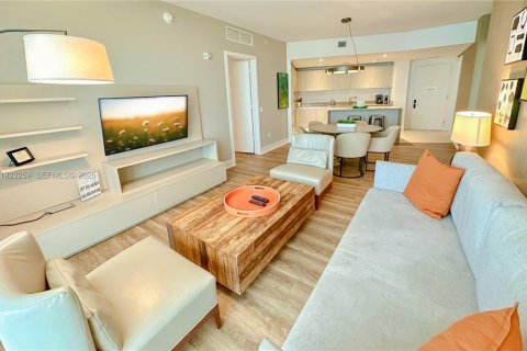 Copropriété à vendre à Hollywood, Floride: 2 chambres, 104.89 m2 № 1976922 - photo 23