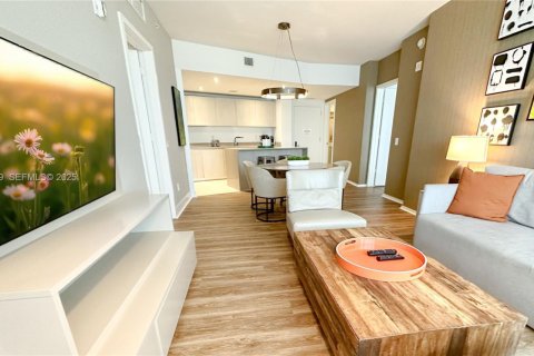 Copropriété à vendre à Hollywood, Floride: 2 chambres, 104.89 m2 № 1976922 - photo 24