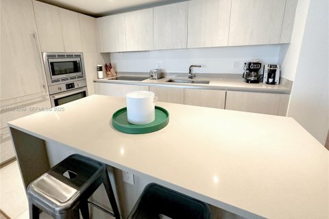 Copropriété à vendre à Hollywood, Floride: 2 chambres, 104.89 m2 № 1976922 - photo 5