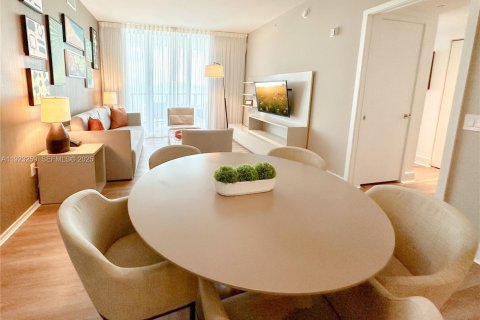 Copropriété à vendre à Hollywood, Floride: 2 chambres, 104.89 m2 № 1976922 - photo 21