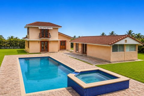 Купить виллу или дом в Майами, Флорида 4 спальни, 270.25м2, № 2086096 - фото 4