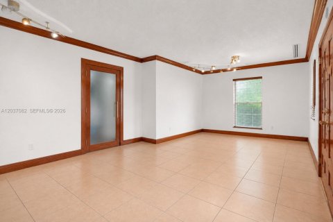 Купить виллу или дом в Майами, Флорида 4 спальни, 270.25м2, № 2086096 - фото 10