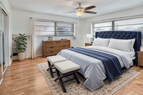 Copropriété à vendre à Hallandale Beach, Floride: 2 chambres, 108.51 m2 № 2014033 - photo 6