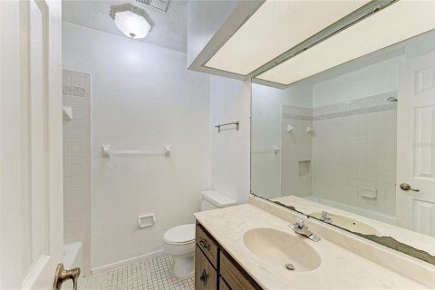 House in Bradenton, Florida 3 bedrooms, 192.49 sq.m. № 2238537 - photo 30